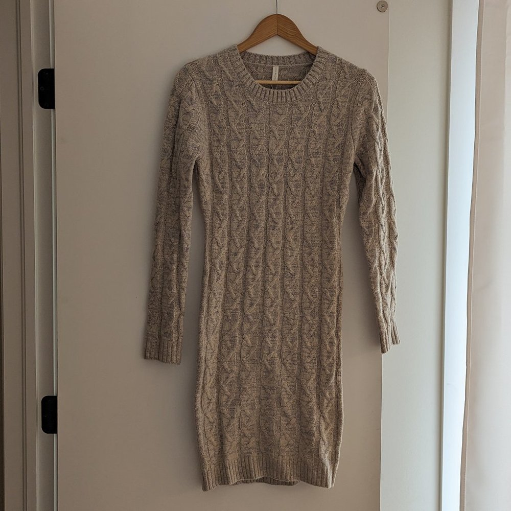 PinkBlush Ivory Cable Knit Sweater Dress size medium NWT